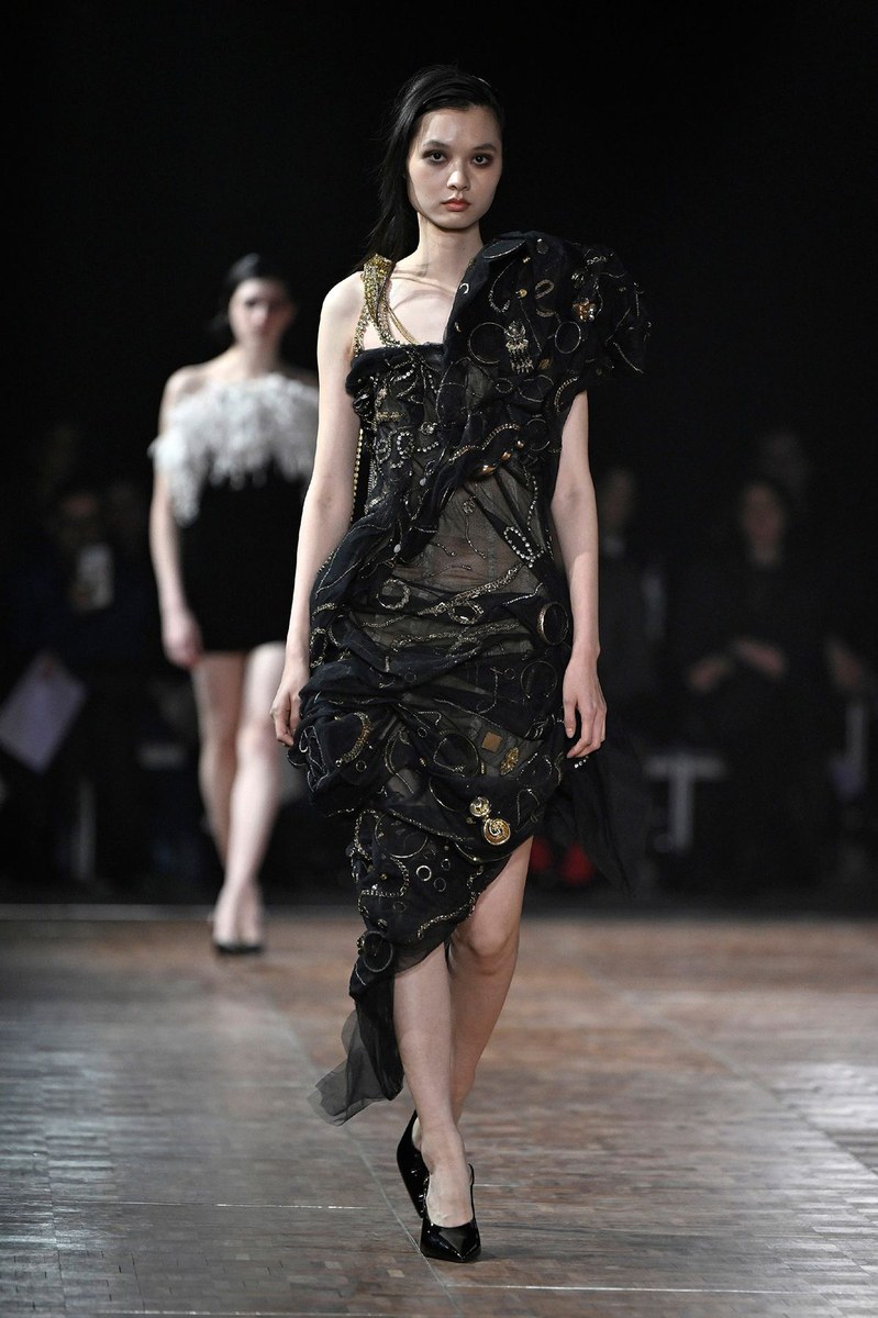 Look 39