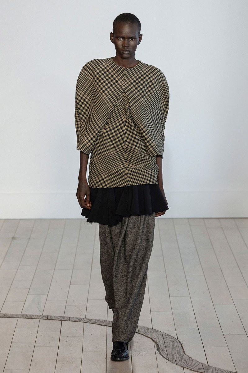 Look 9