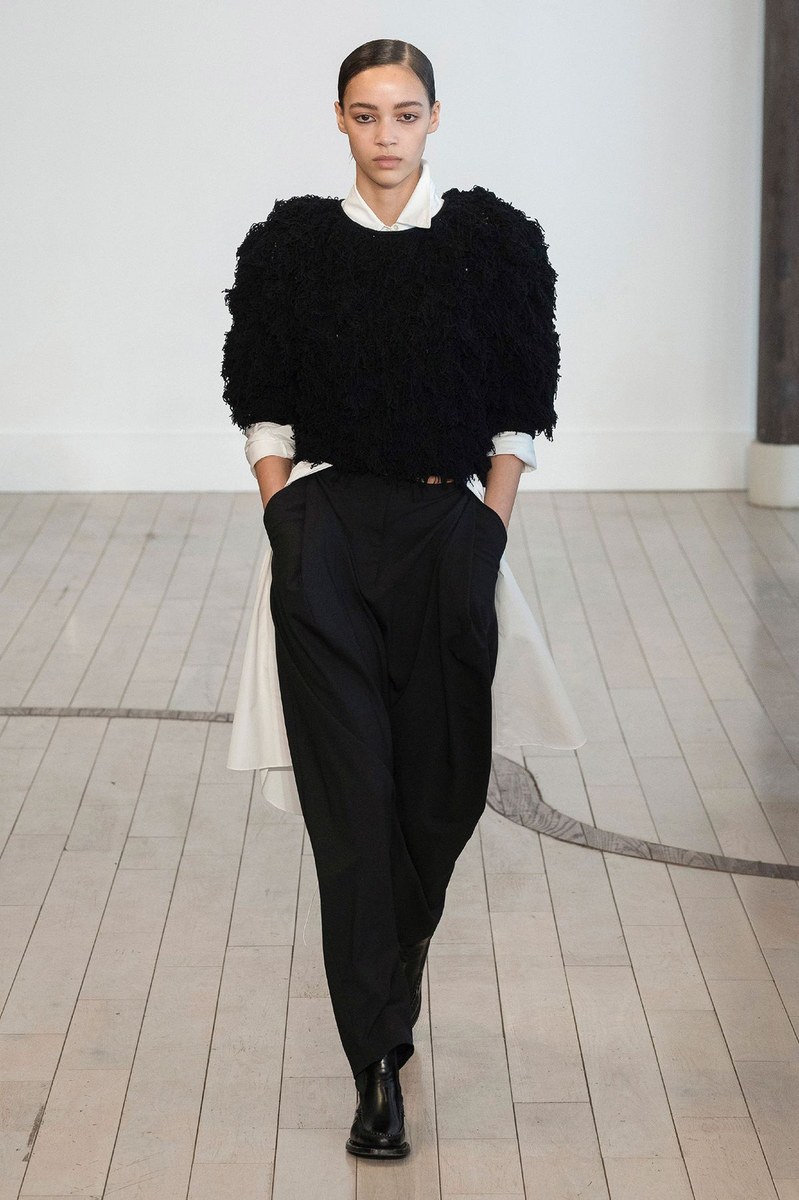 Look 25