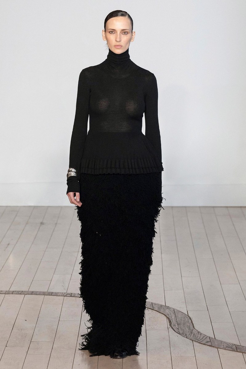 Look 27