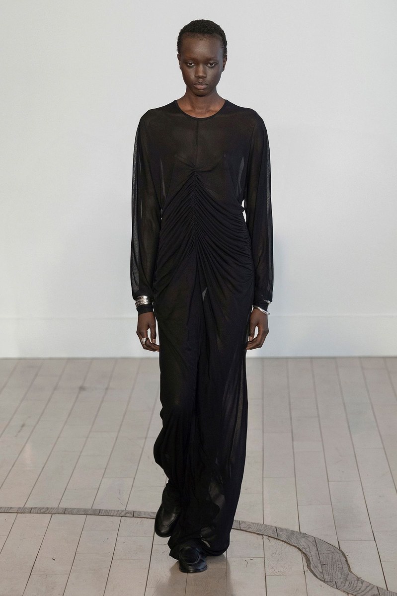 Look 30