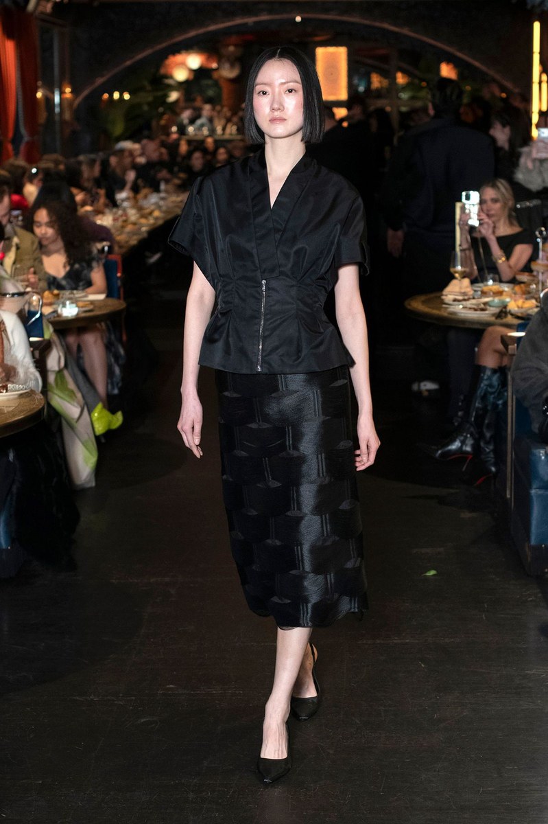 Look 2