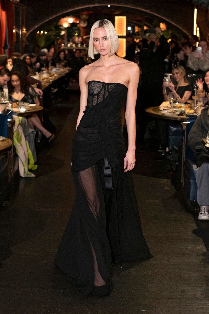 Look 25