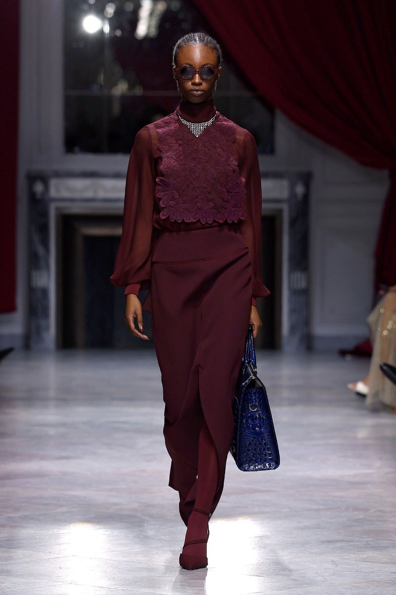 Look 2