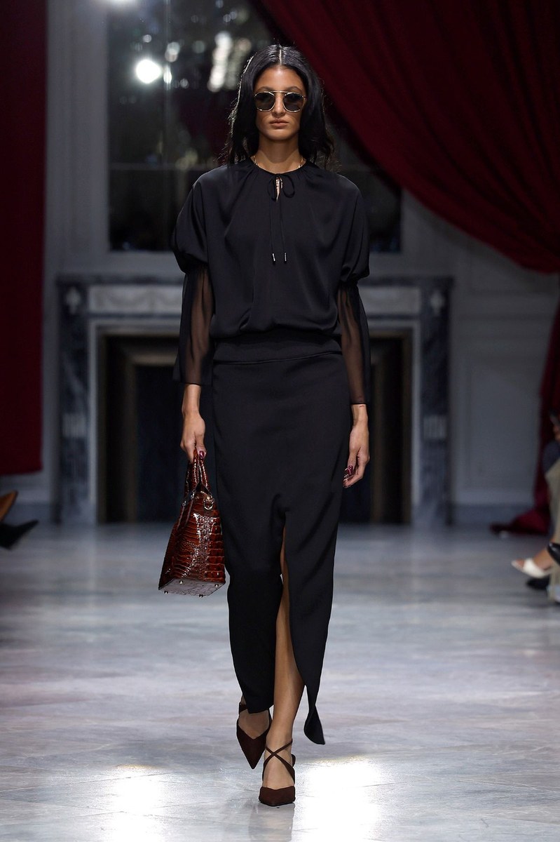 Look 10
