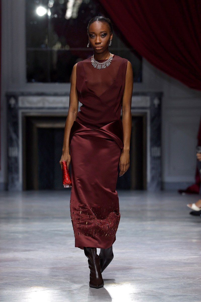 Look 13