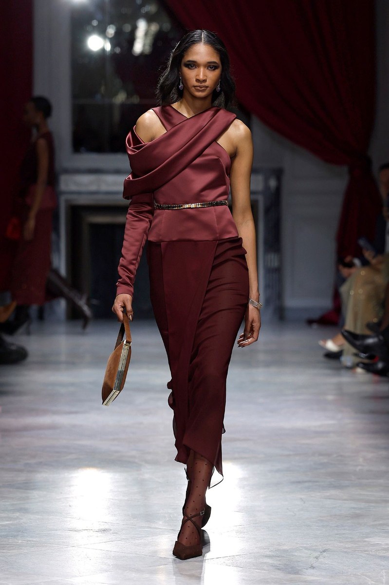Look 15
