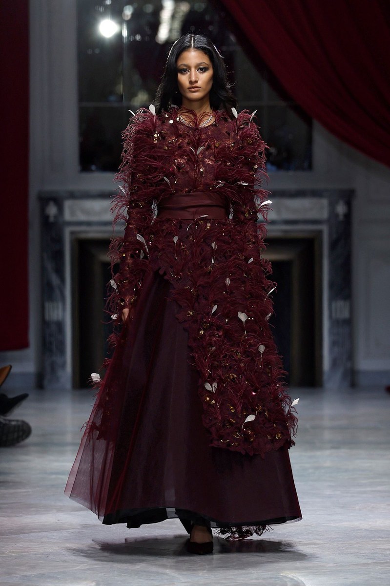 Look 28
