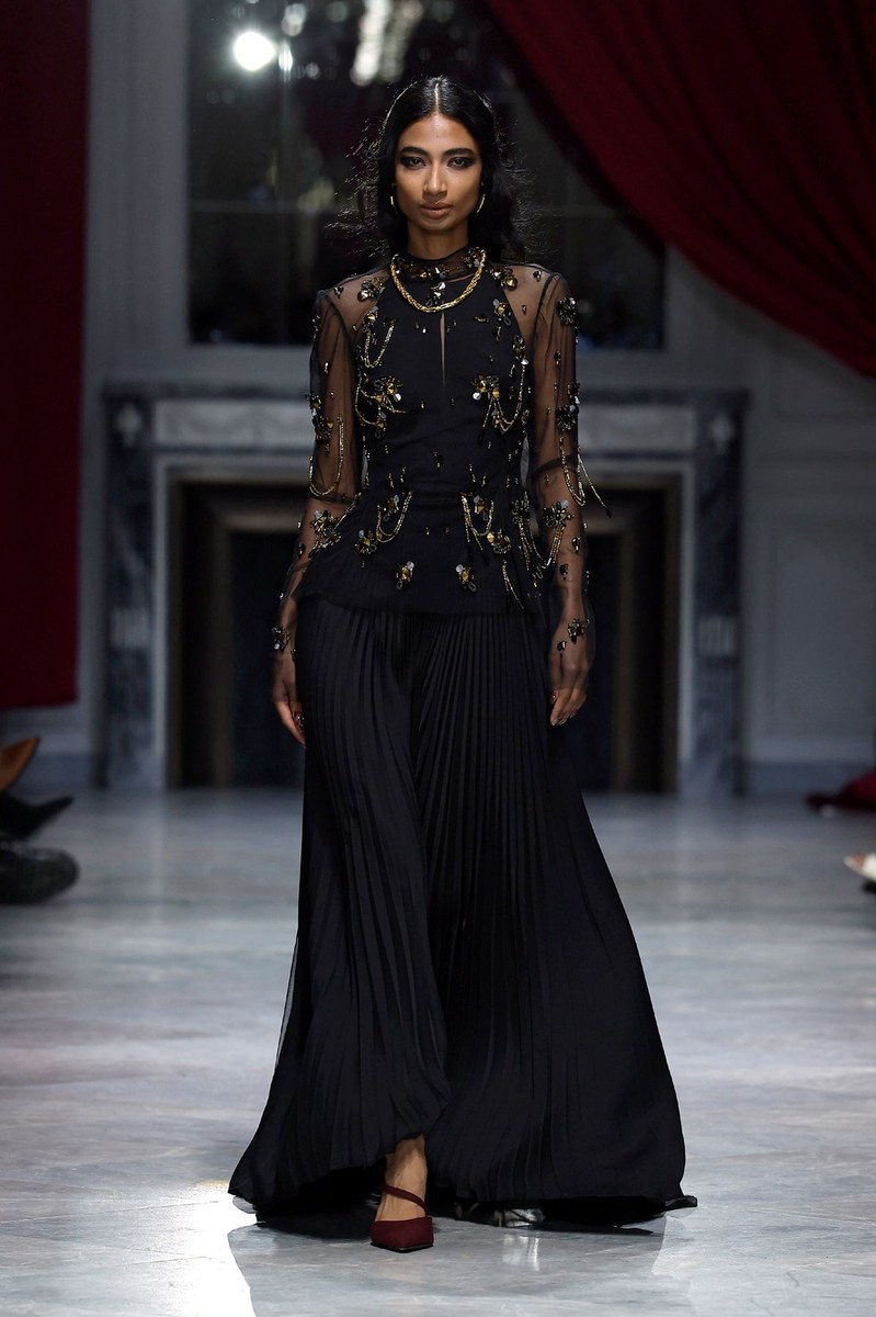 Look 29
