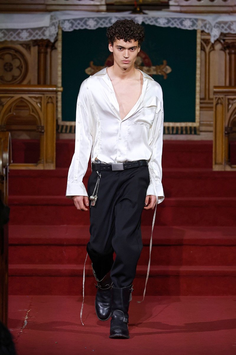 Look 15