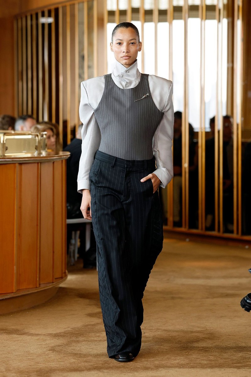 Look 2