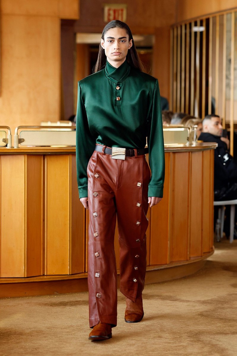 Look 17