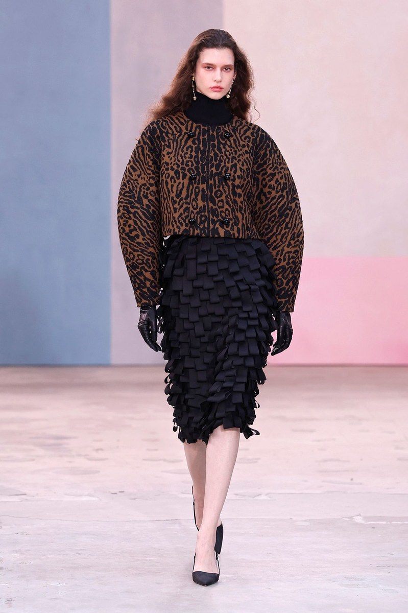 Carolina Herrera FW26 Women Looks Report