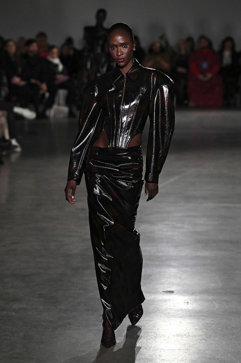 Look 9