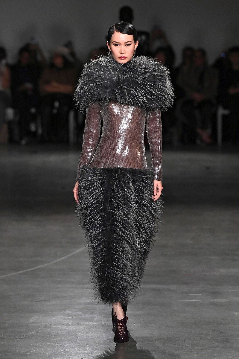 Look 11