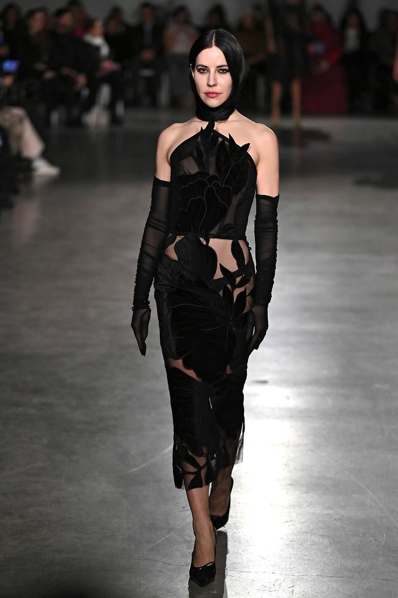 Look 14