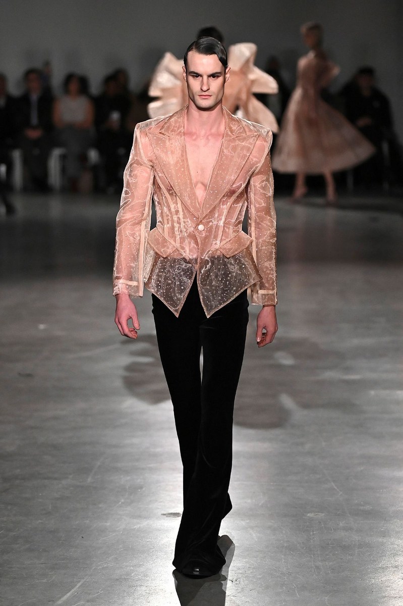 Look 29