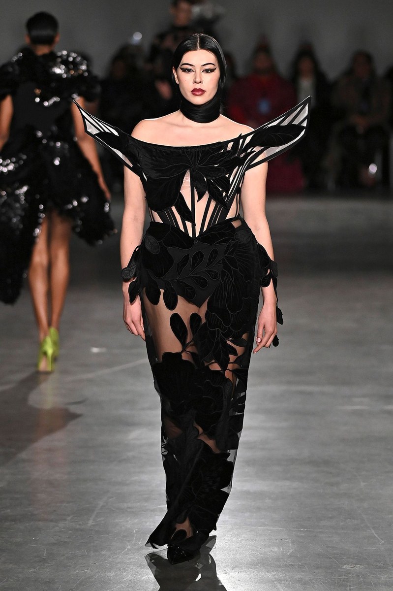 Look 43
