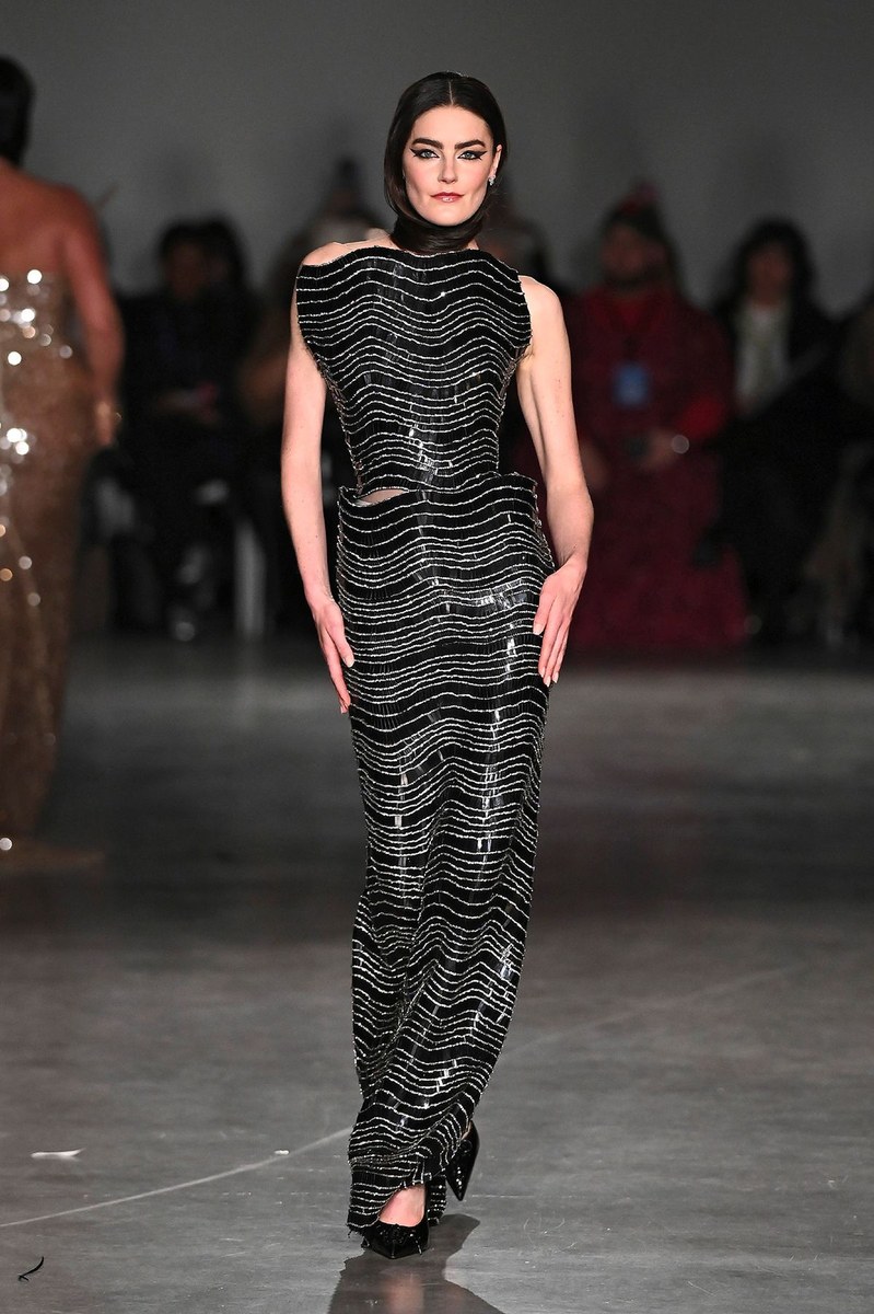 Look 50