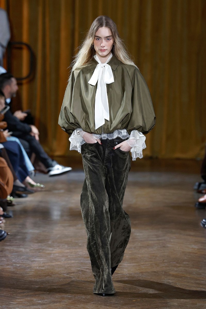 Look 14