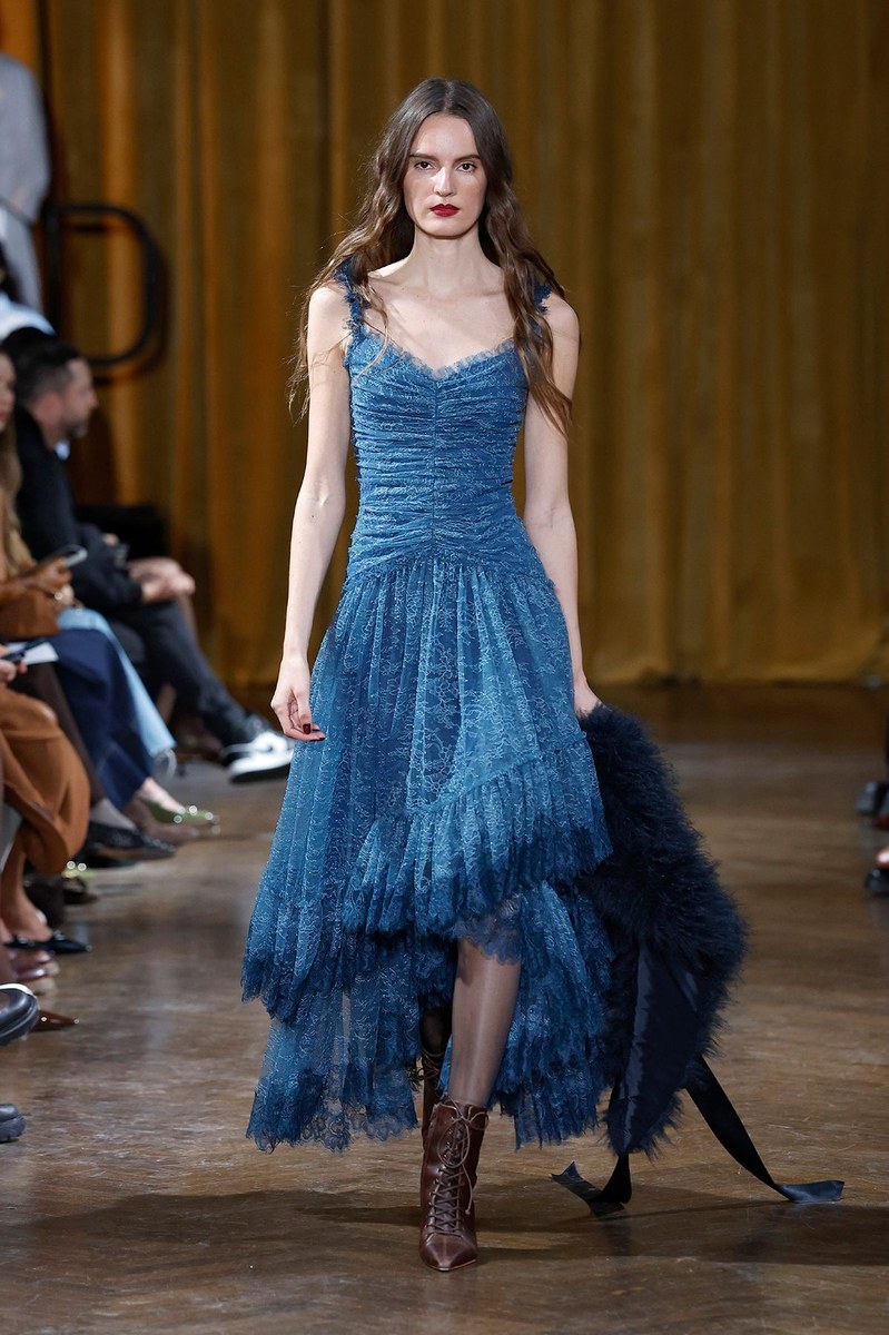 Look 30