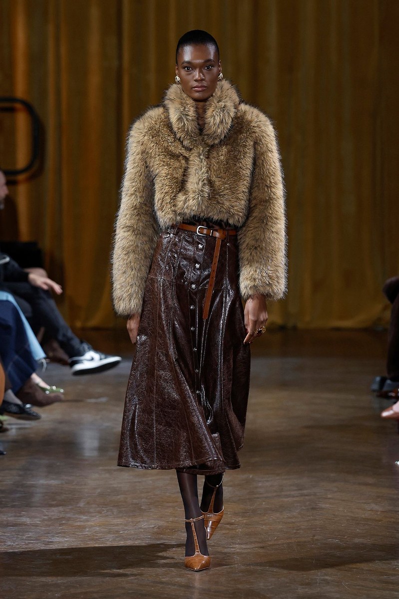 Look 37