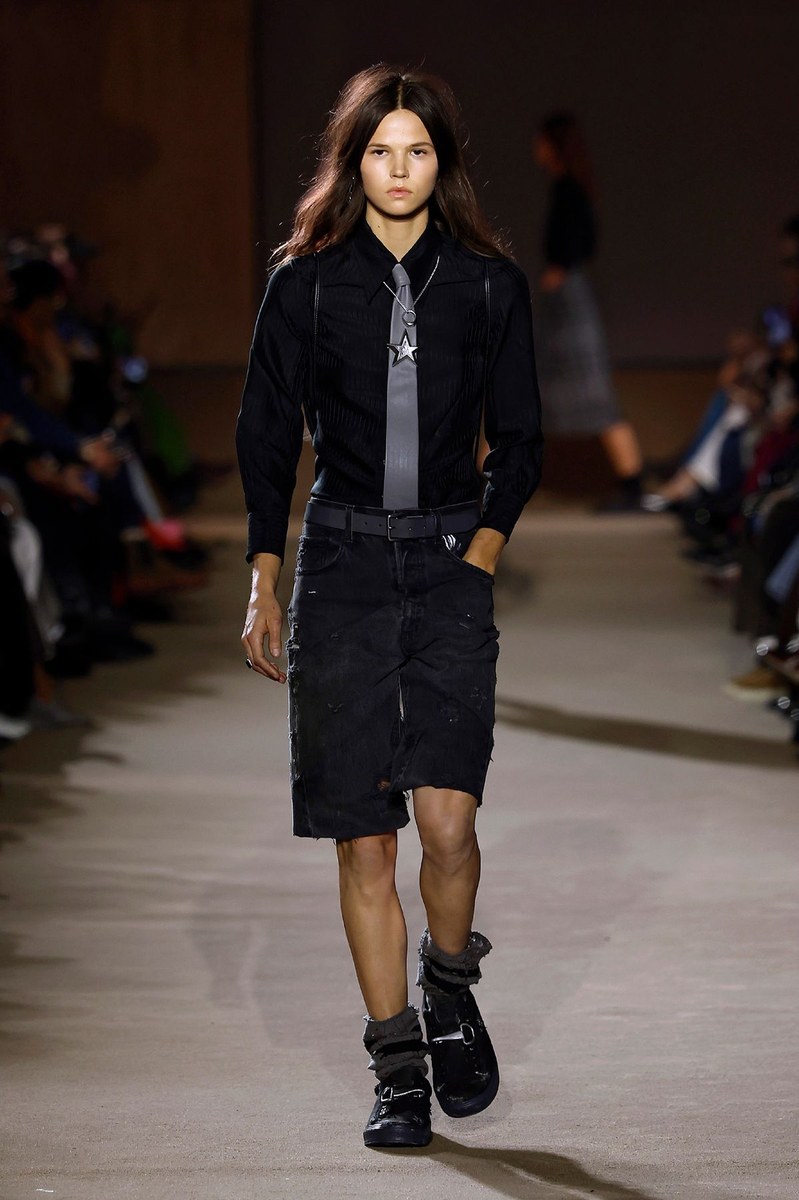 Look 11