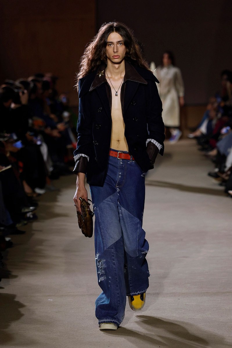 Look 17