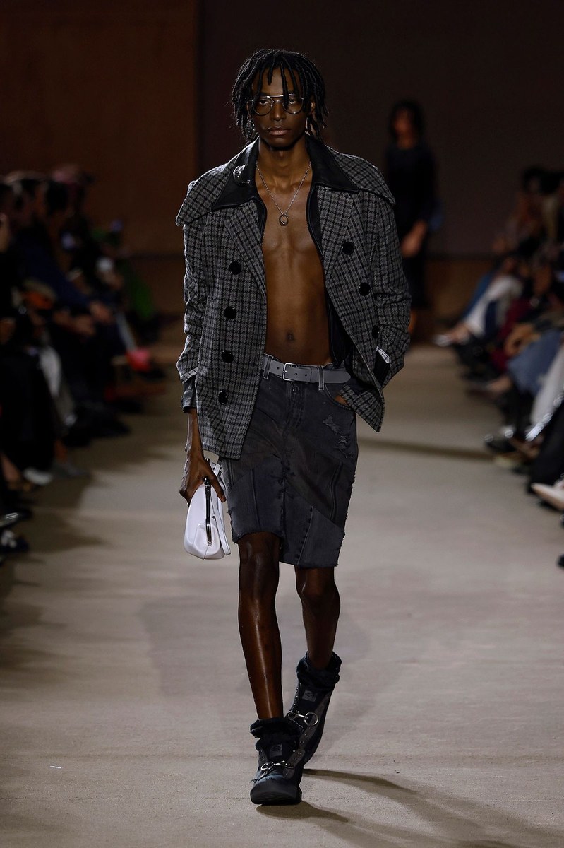 Look 28