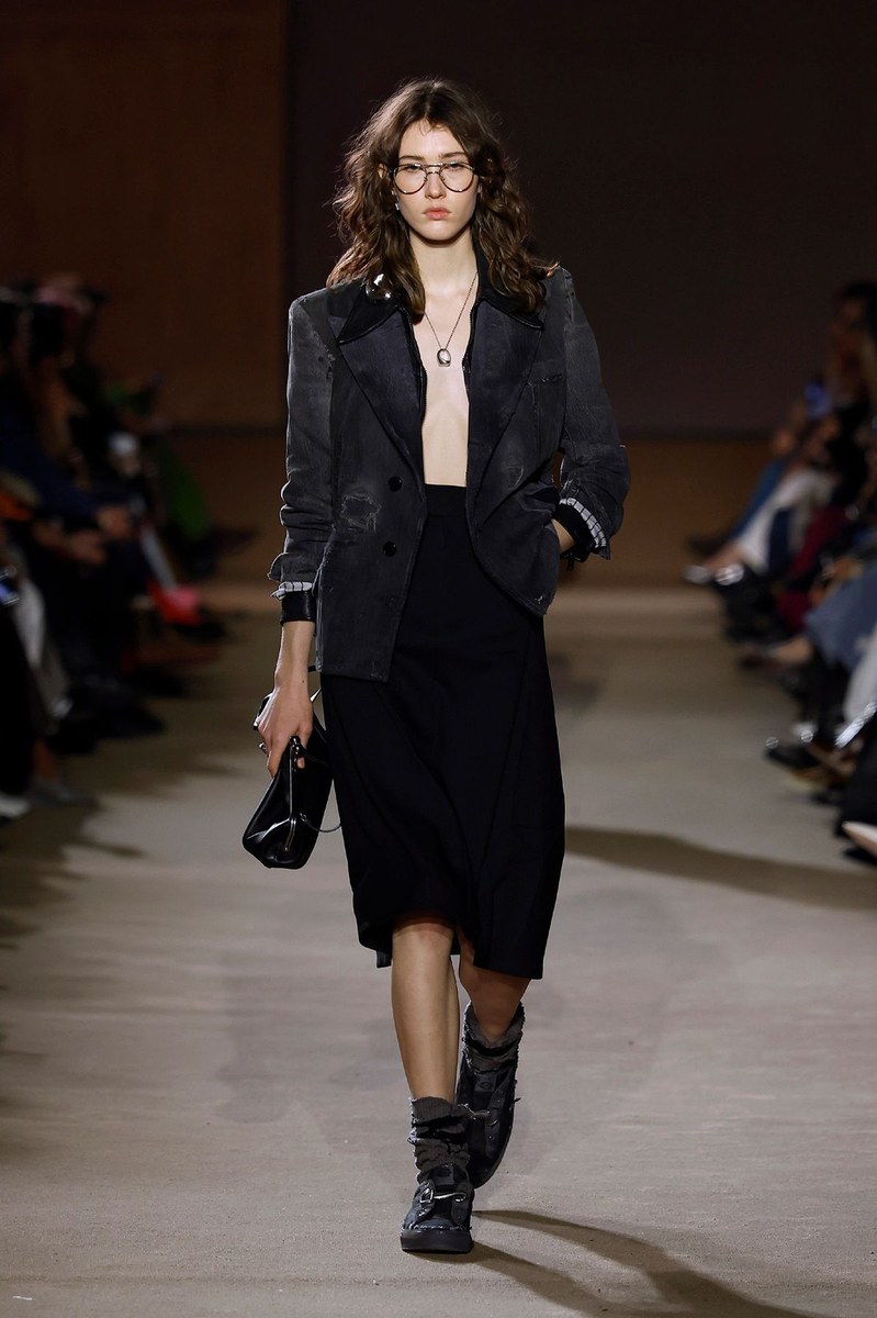 Look 29