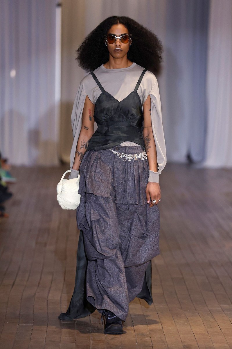 Look 3