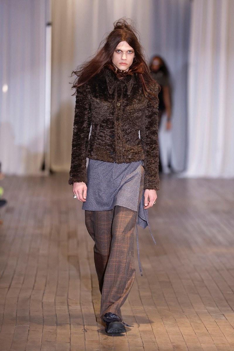Look 12