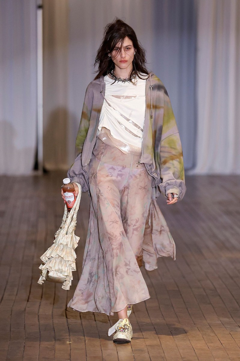 Look 24