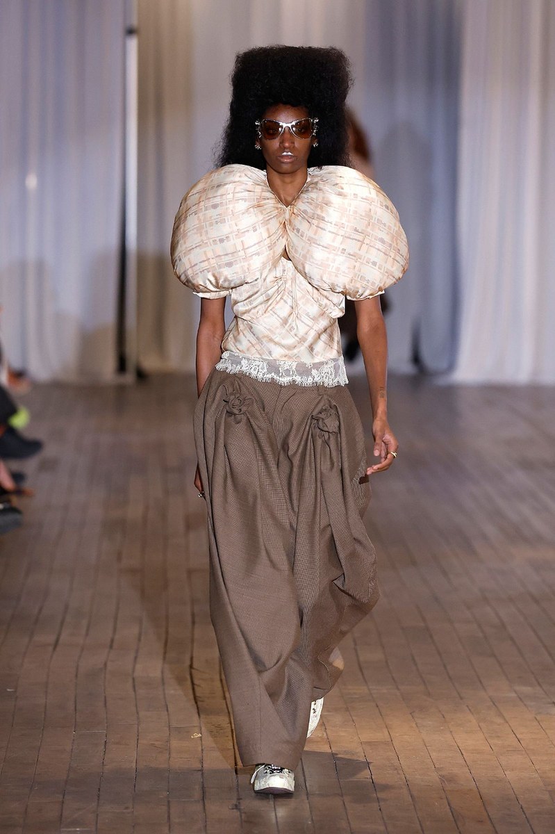 Look 28