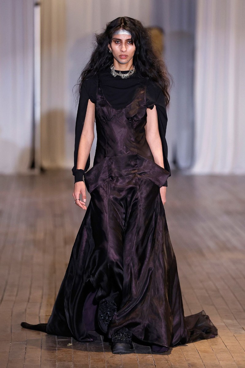 Look 30