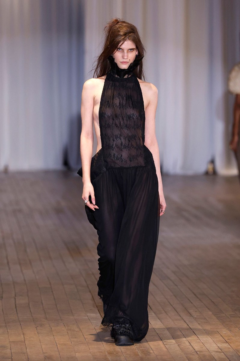 Look 32