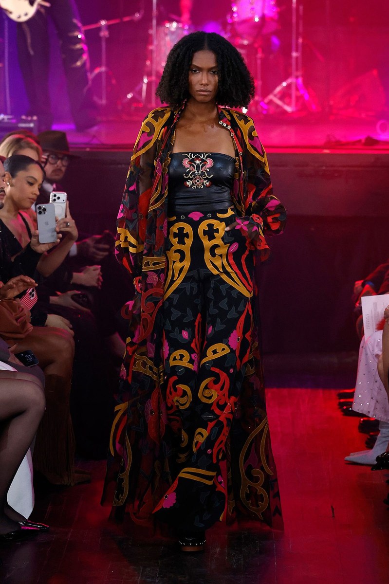 Look 4