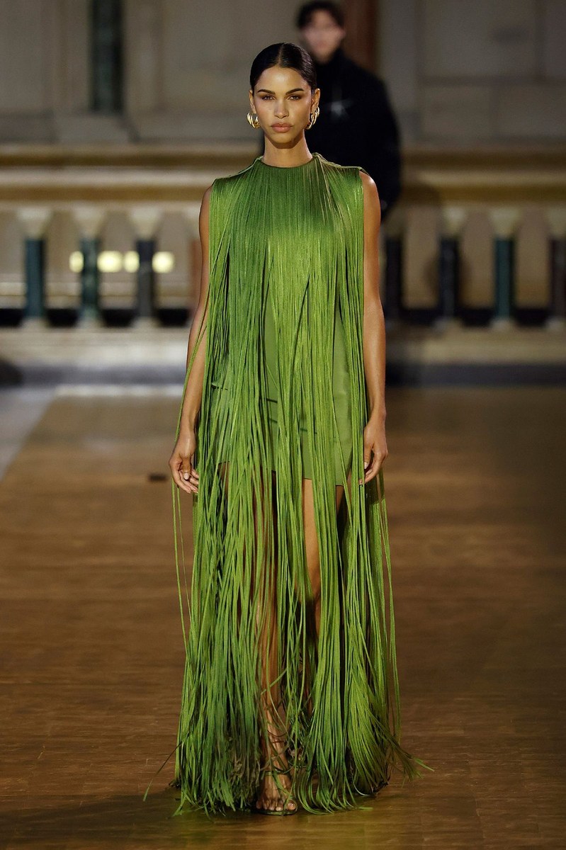 Look 12
