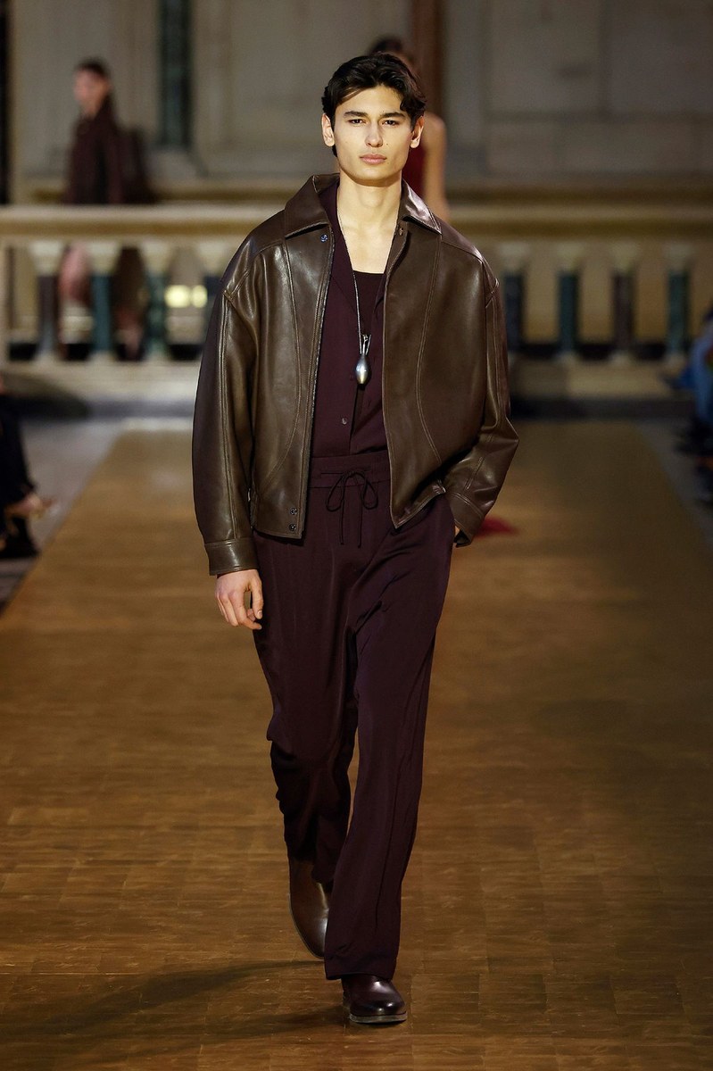 Look 27