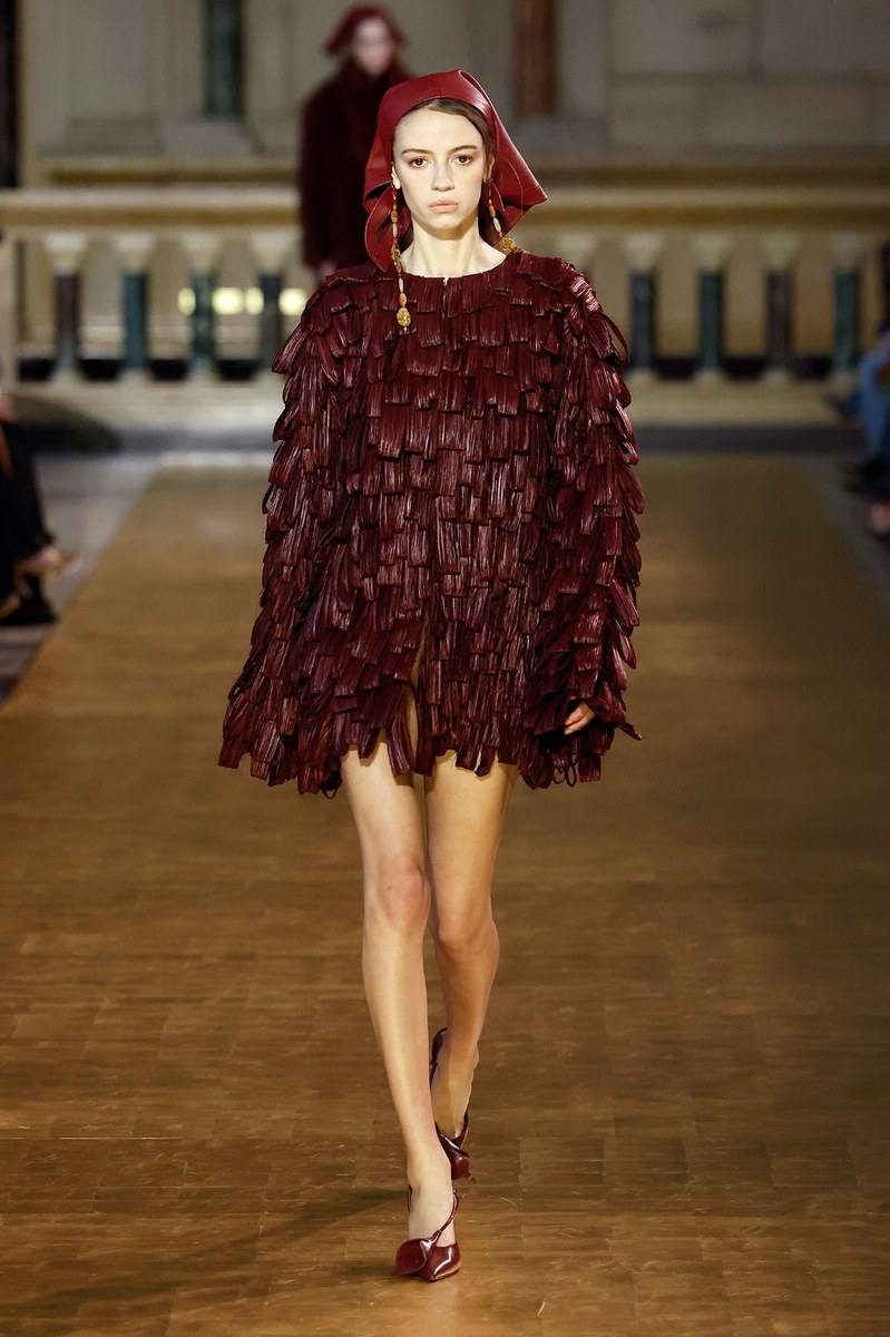 Look 32