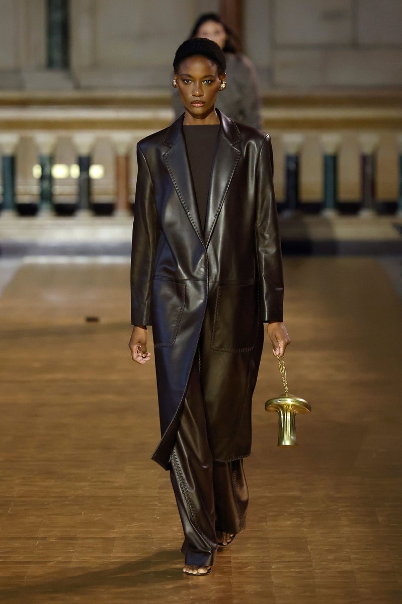 Look 37