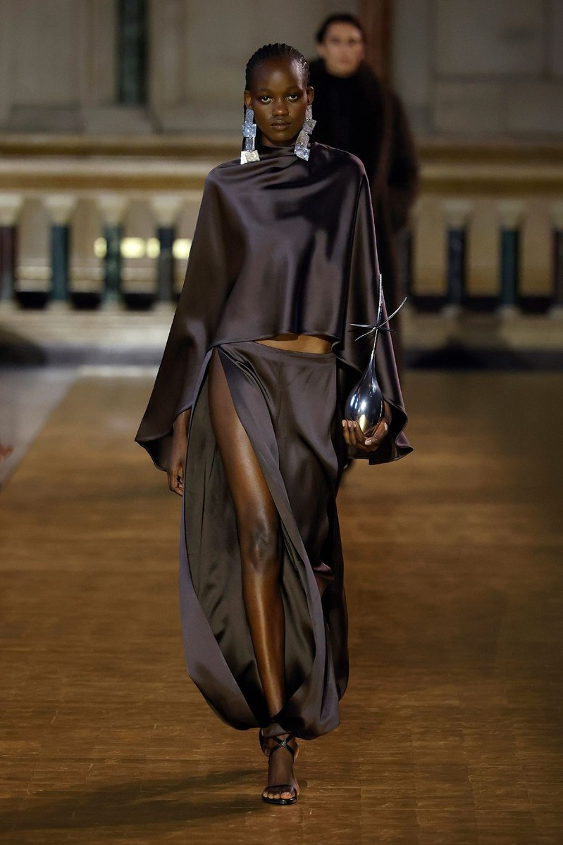 Look 50