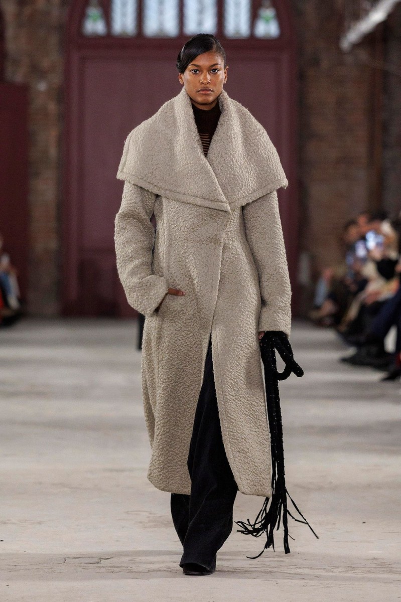 Look 2