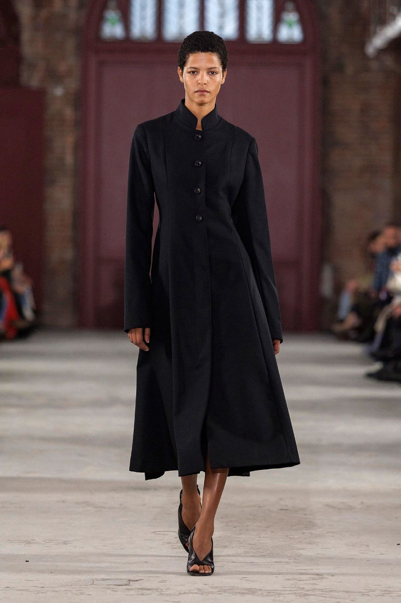 Look 3
