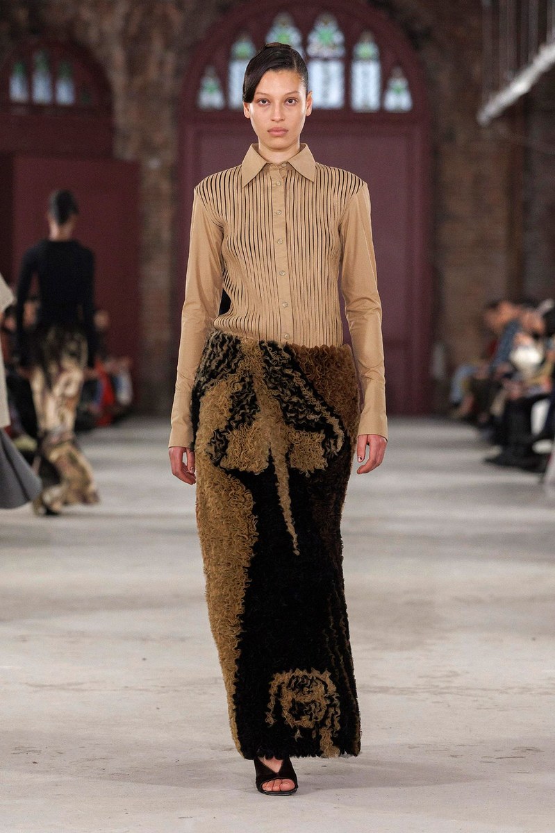 Look 9