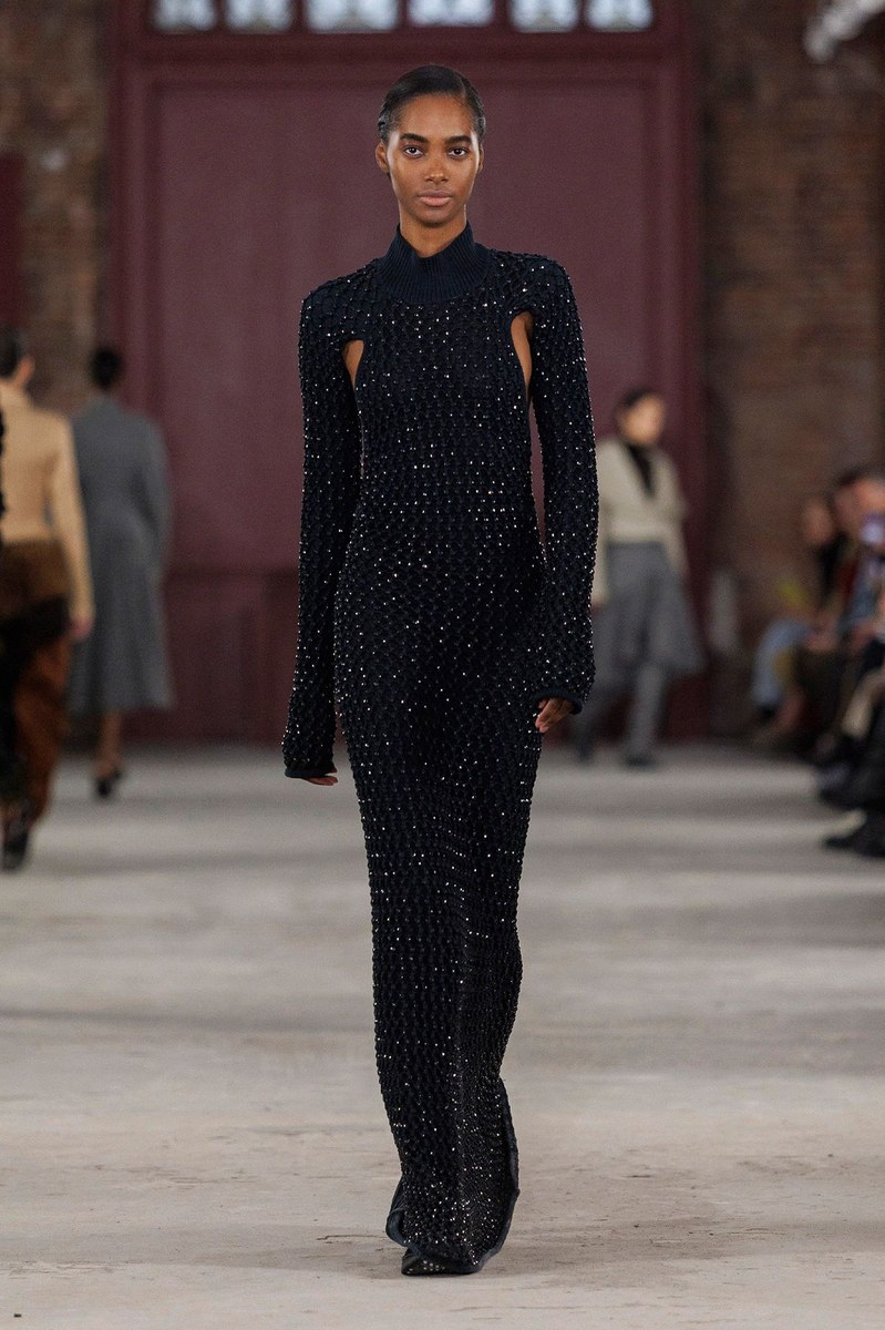 Look 12