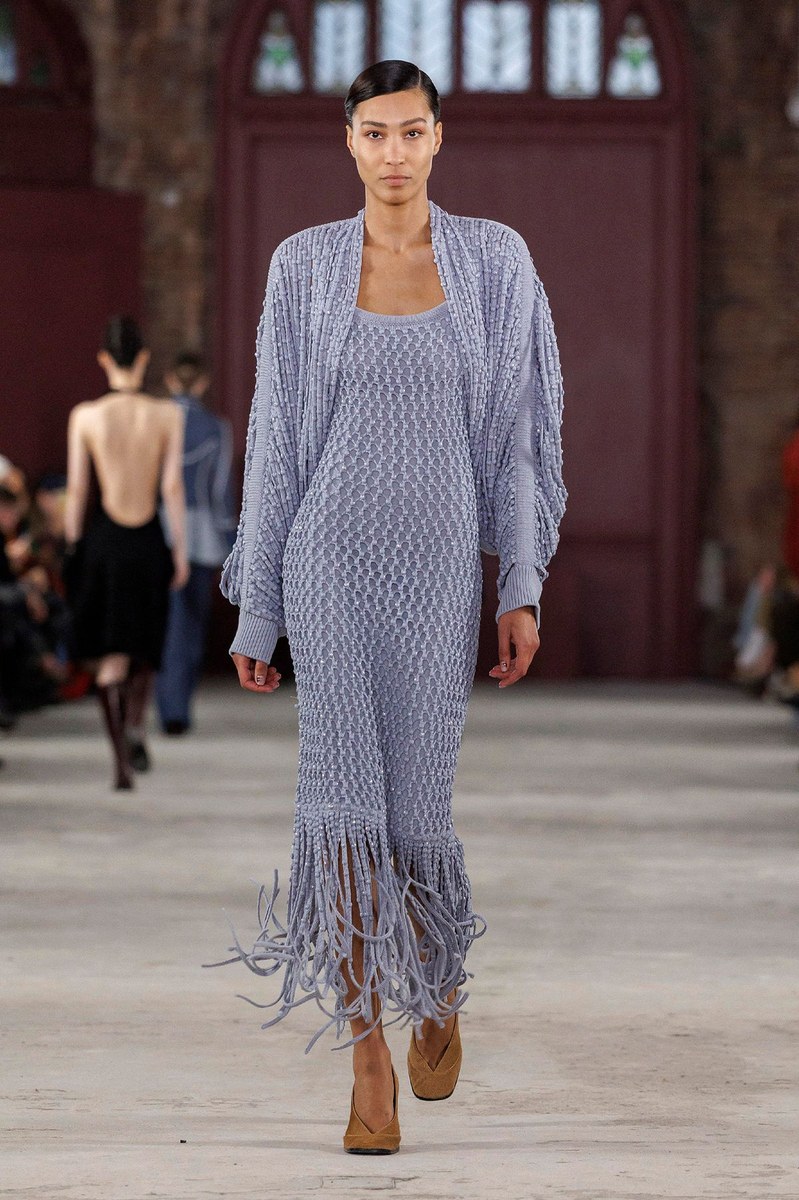 Look 28