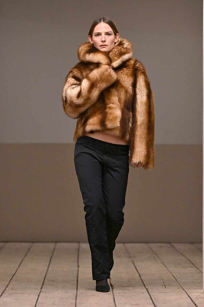 Look 12