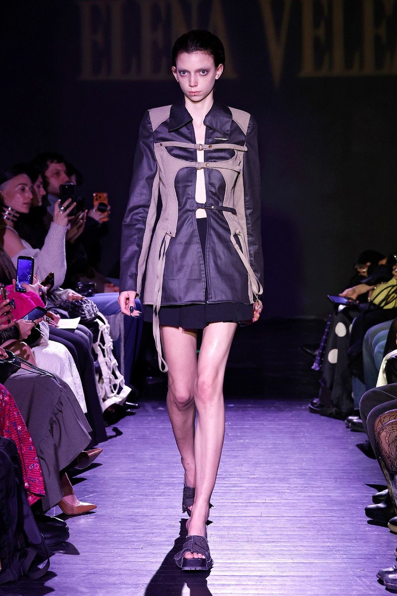 Look 8