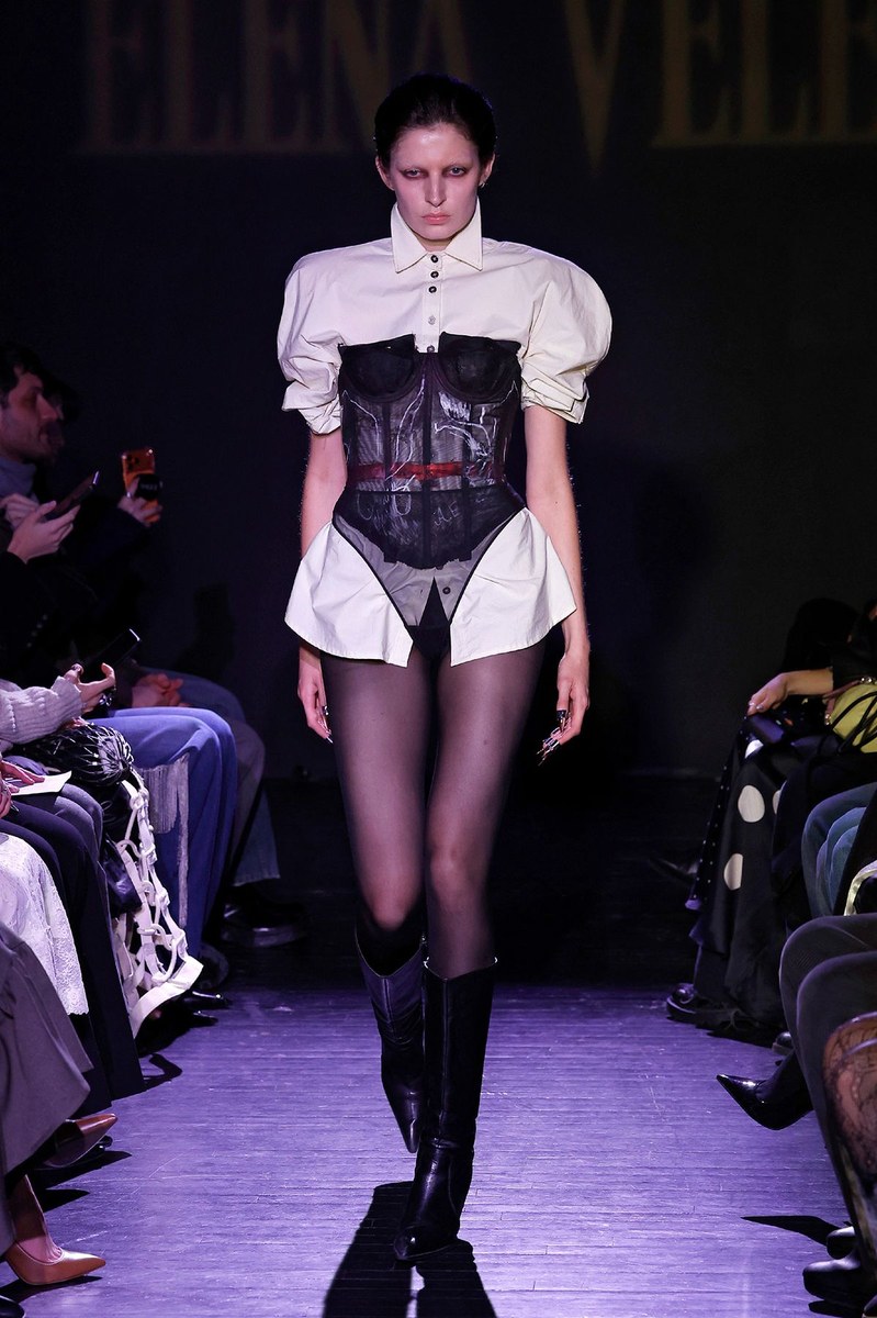 Look 17